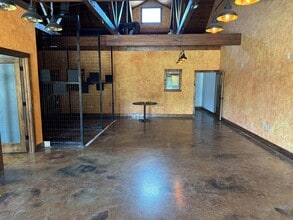 1427-1435 N Highway 67, Cedar Hill, TX for lease Building Photo- Image 1 of 4