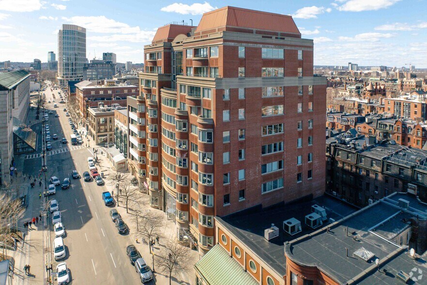 855 Boylston St, Boston, MA à louer - Photo du bâtiment - Image 2 de 4