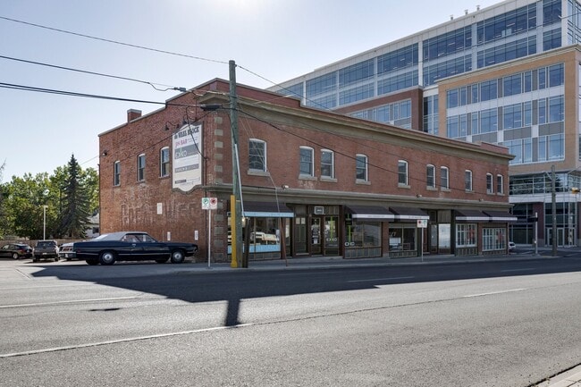 More details for 606 Meredith Rd NE, Calgary, AB - Retail for Sale