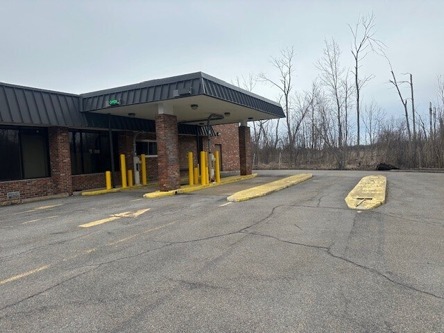 5469 Camp Rd, Hamburg, NY for sale - Building Photo - Image 2 of 5