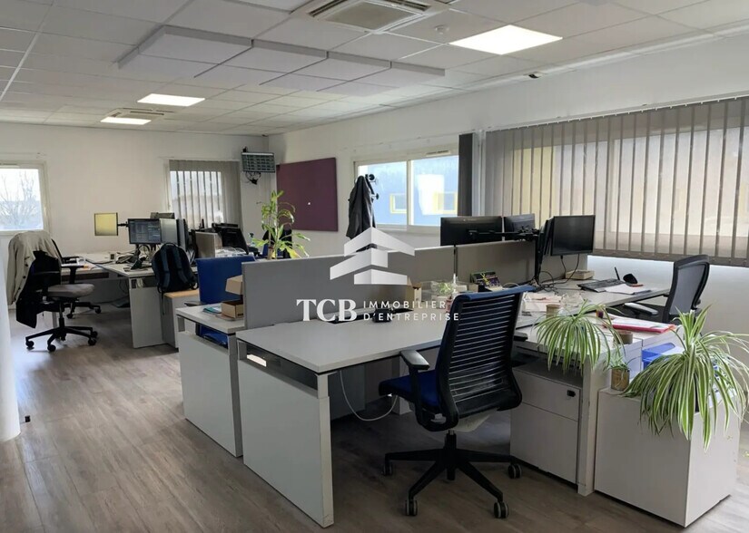Bureau dans Bouguenais à louer - Photo intérieure - Image 2 de 11