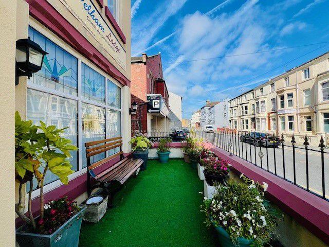 7-9 General St, Blackpool à vendre - Photo du bâtiment - Image 3 de 36