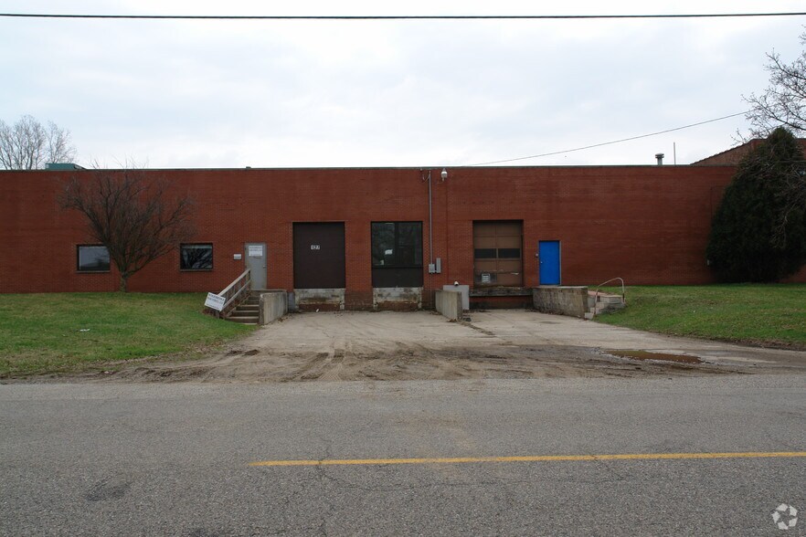 127-129 Industrial Ave, Coldwater, MI à louer - Photo du bâtiment - Image 3 de 7