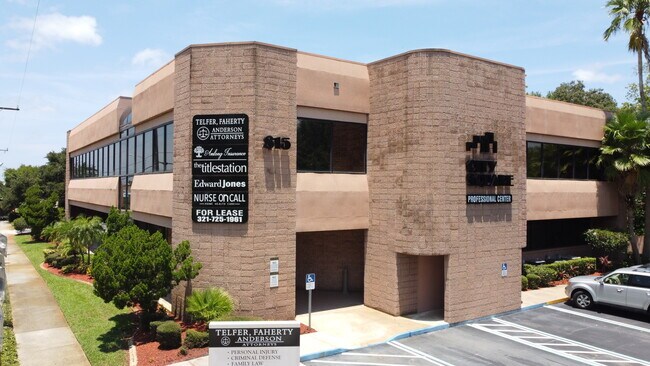 Plus de détails pour 815 S Washington Ave, Titusville, FL - Bureau à louer