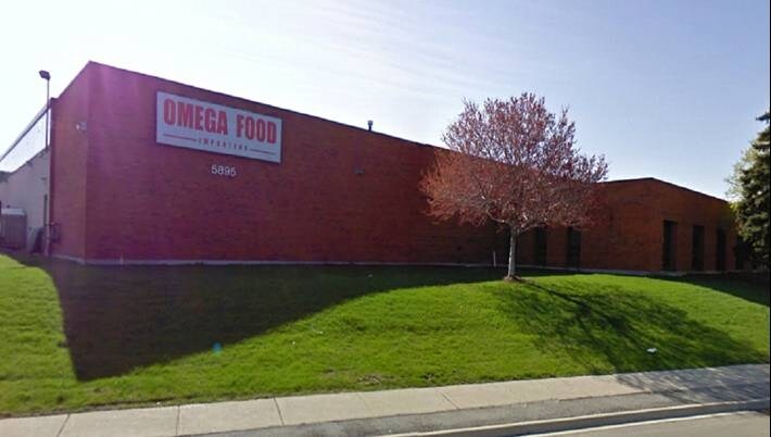 5895 Ambler Dr, Mississauga, ON à louer - Photo du bâtiment - Image 3 de 3