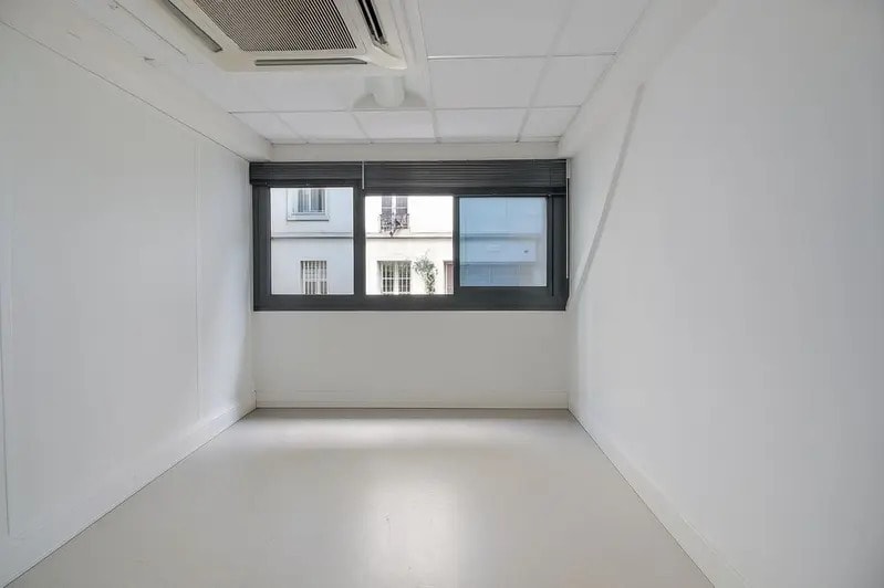 Bureau dans Paris à louer - Photo intérieure - Image 2 de 9