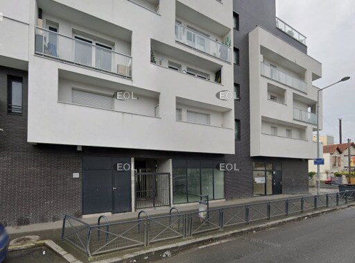 208 Avenue Gaston Roussel, Romainville à louer - Photo du bâtiment - Image 2 de 2