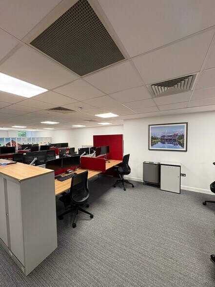 14 St Andrews Cres, Cardiff à louer - Photo du bâtiment - Image 2 de 11