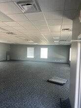 161 Heritage Meadows Cir, Bourbonnais, IL for lease Interior Photo- Image 1 of 8