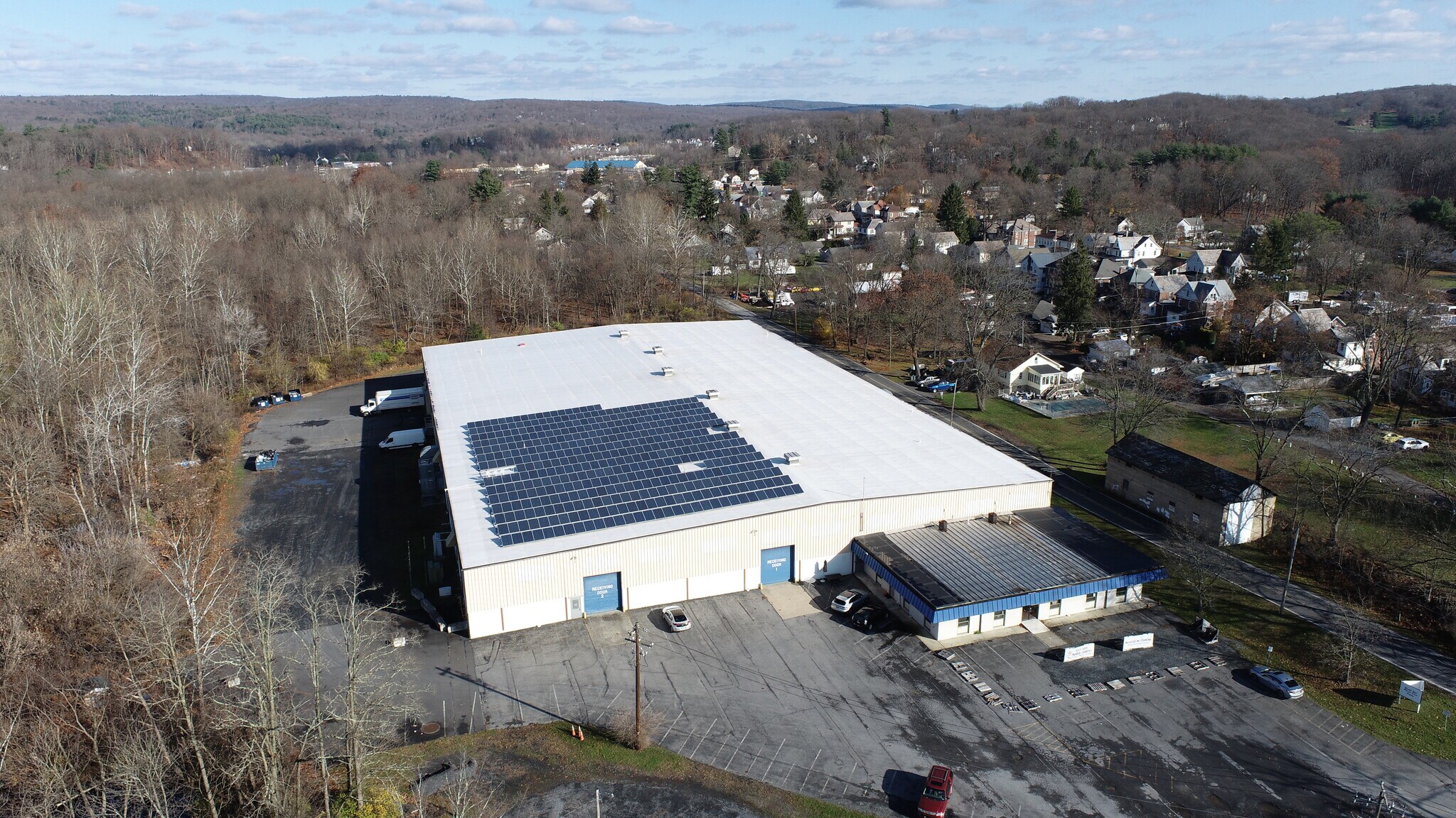 401 Oak St, East Stroudsburg, PA for lease Building Photo- Image 1 of 11