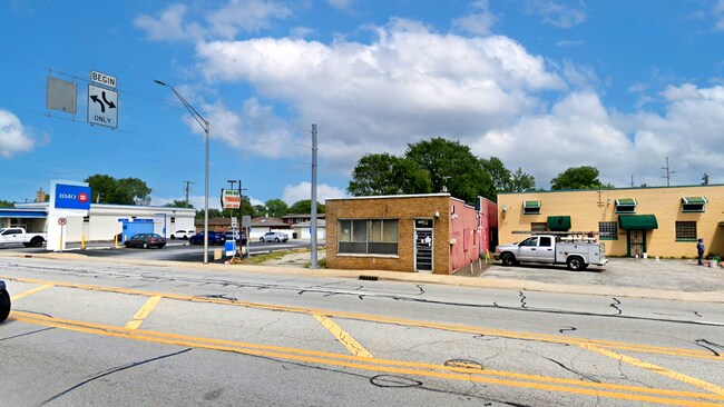 More details for 7233 Calumet Ave, Hammond, IN - Retail for Sale
