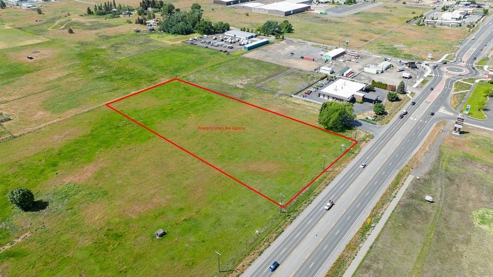 11315 Sunset Hwy, Airway Heights, WA for sale - Building Photo - Image 2 of 6