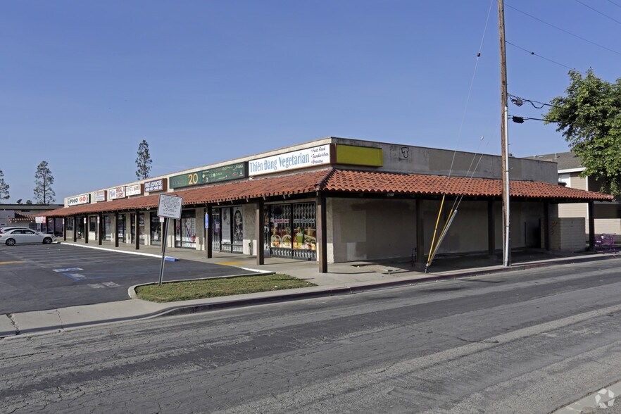 14255-14271 Brookhurst St, Garden Grove, CA à louer - Photo du bâtiment - Image 3 de 3