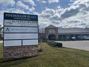 1330 Broadway St, Pearland, TX for lease Interior Photo- Image 1 of 7