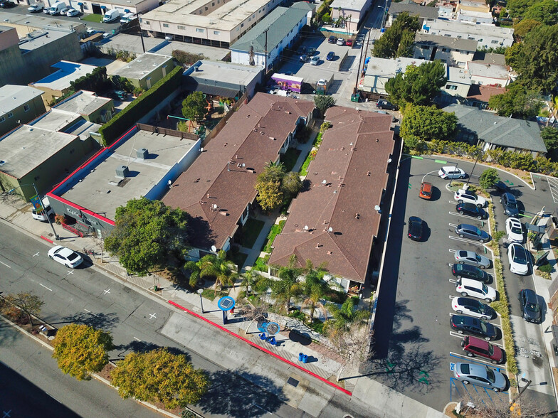 2711-2715 Pico Blvd, Santa Monica, CA for sale - Building Photo - Image 1 of 5