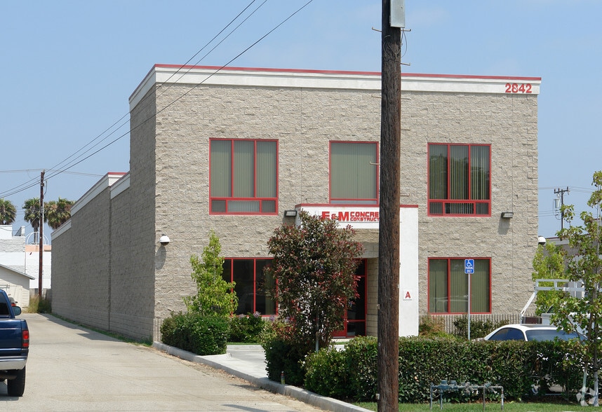 2842 Sherwin Ave, Ventura, CA à louer - Photo du bâtiment - Image 2 de 9