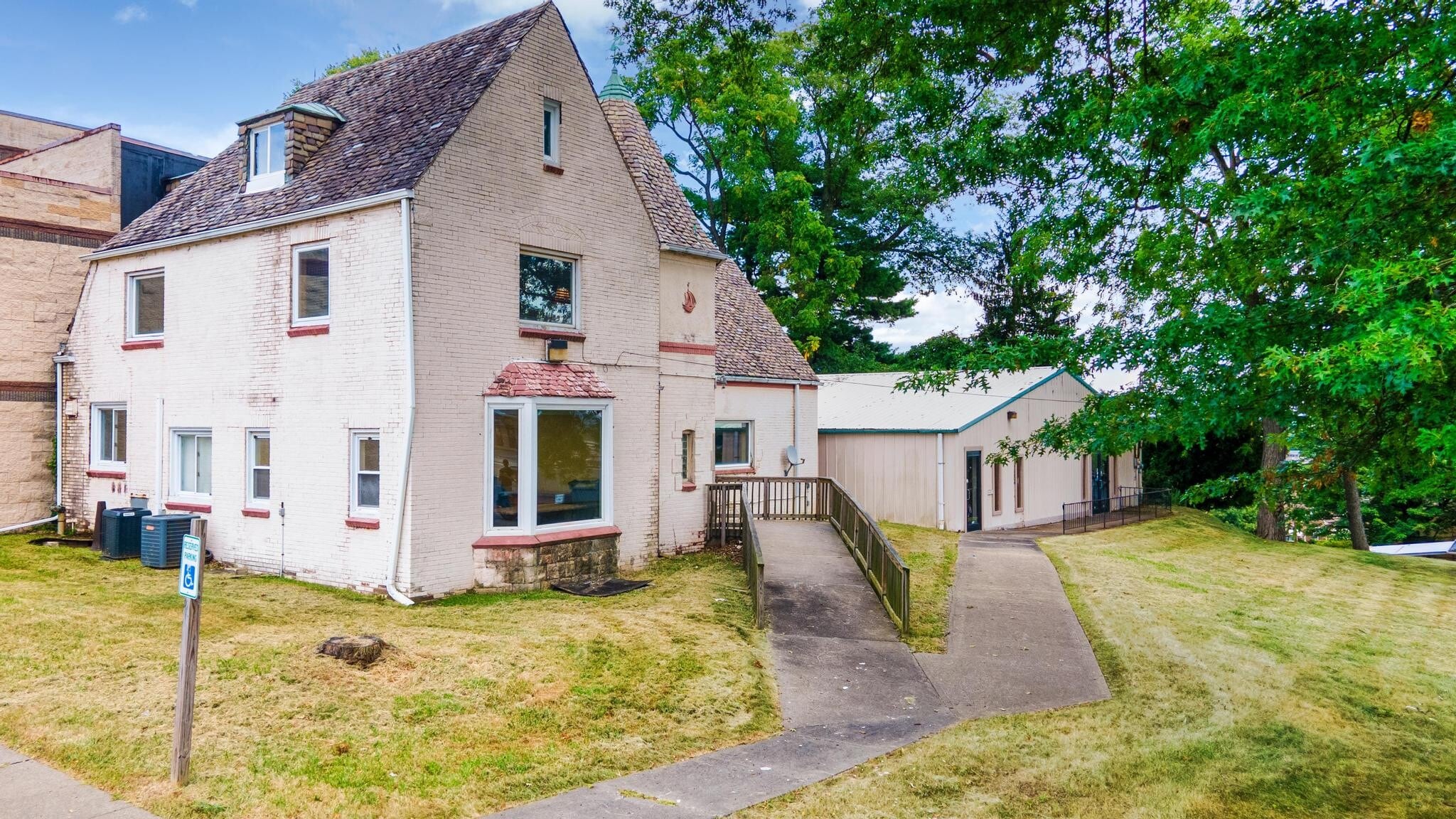 3045 Pennsylvania Ave, Weirton, WV for sale Building Photo- Image 1 of 62