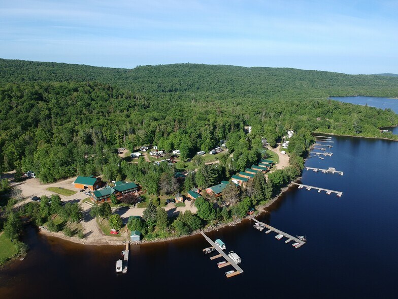 20 Ch du Fontbrune, Ferme-neuve, QC à vendre - Photo principale - Image 1 de 1