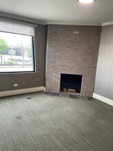 6252 N Lincoln Ave, Chicago, IL for lease Interior Photo- Image 2 of 2
