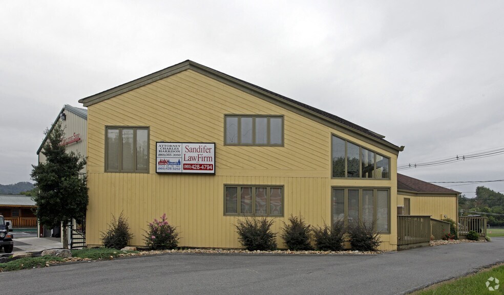 320 Wears Valley Rd, Pigeon Forge, TN à vendre - Photo du bâtiment - Image 3 de 5