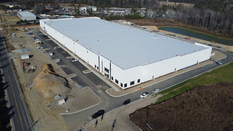 4520 Guy Rd, Clayton, NC à vendre - Photo du bâtiment - Image 2 de 5