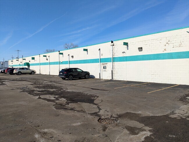 Plus de détails pour 4501 Van Slyke Rd, Flint, MI - Industriel à vendre