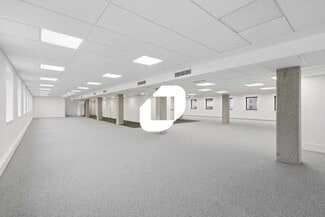 More details for 24 Boulevard De Pesaro, Nanterre - Office for Lease