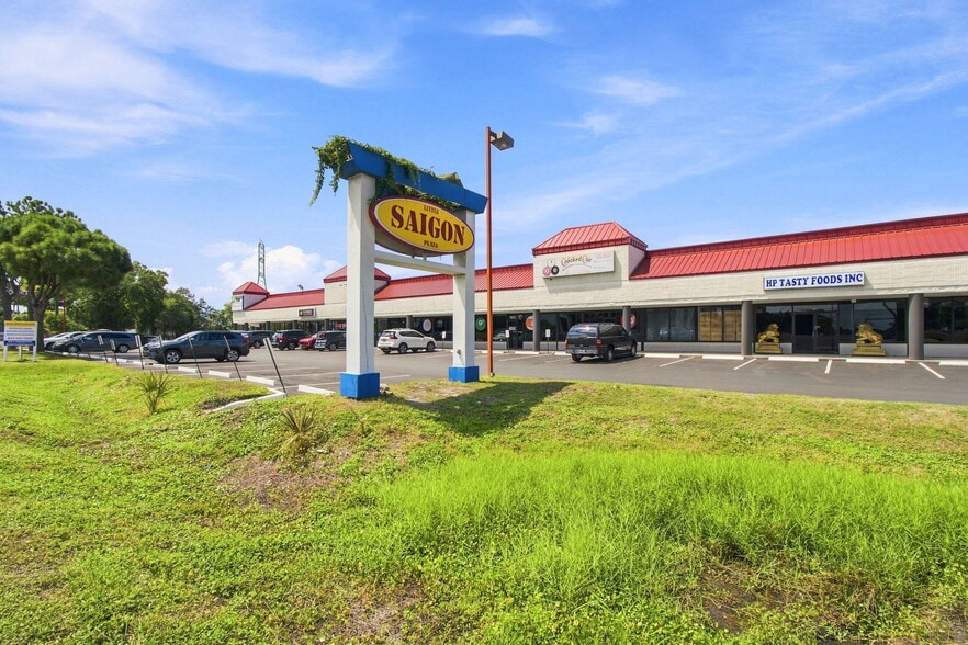 14100 US Highway 19 N, Clearwater, FL for lease - Building Photo - Image 2 of 61