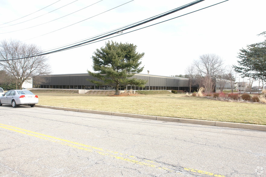 281 Centennial Ave, Piscataway, NJ for lease - Primary Photo - Image 1 of 4