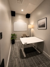 1905 N Market St, Tampa, FL for lease Interior Photo- Image 1 of 1