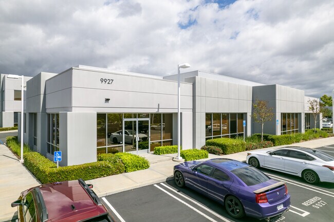 More details for 9927-9931 Muirlands Blvd, Irvine, CA - Office for Lease