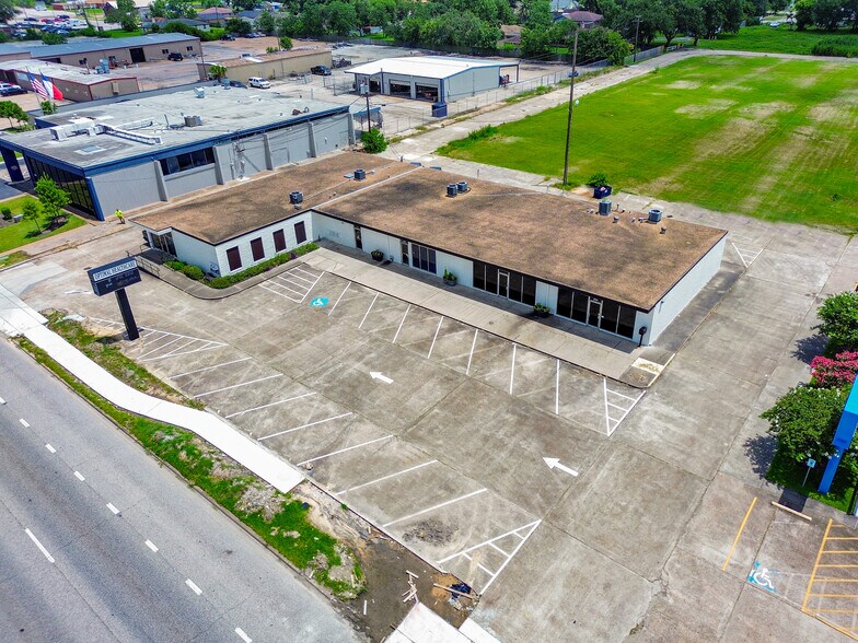 2701-2835 Palmer Hwy, Texas City, TX à louer - Photo du bâtiment - Image 2 de 16