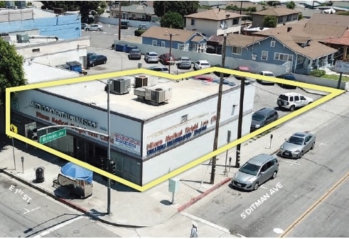 3600-3606 E 1st St portfolio of 2 properties for sale on LoopNet.ca - Building Photo - Image 2 of 8