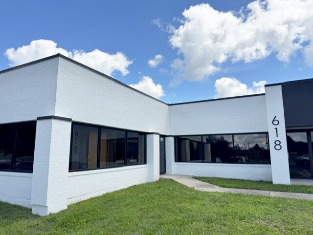 618 State Route 31, McHenry, IL for lease Building Photo- Image 1 of 6