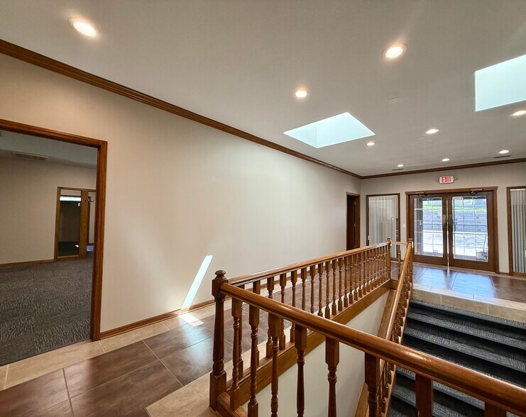 11823 Arbor St, Omaha, NE à louer - Photo intérieure - Image 2 de 8