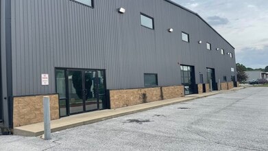 2209 Hawks Lndg, Fayetteville, AR for lease Building Photo- Image 2 of 9