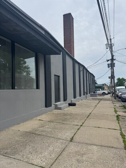 347 E 22nd St, Paterson, NJ à vendre - Photo du bâtiment - Image 2 de 6