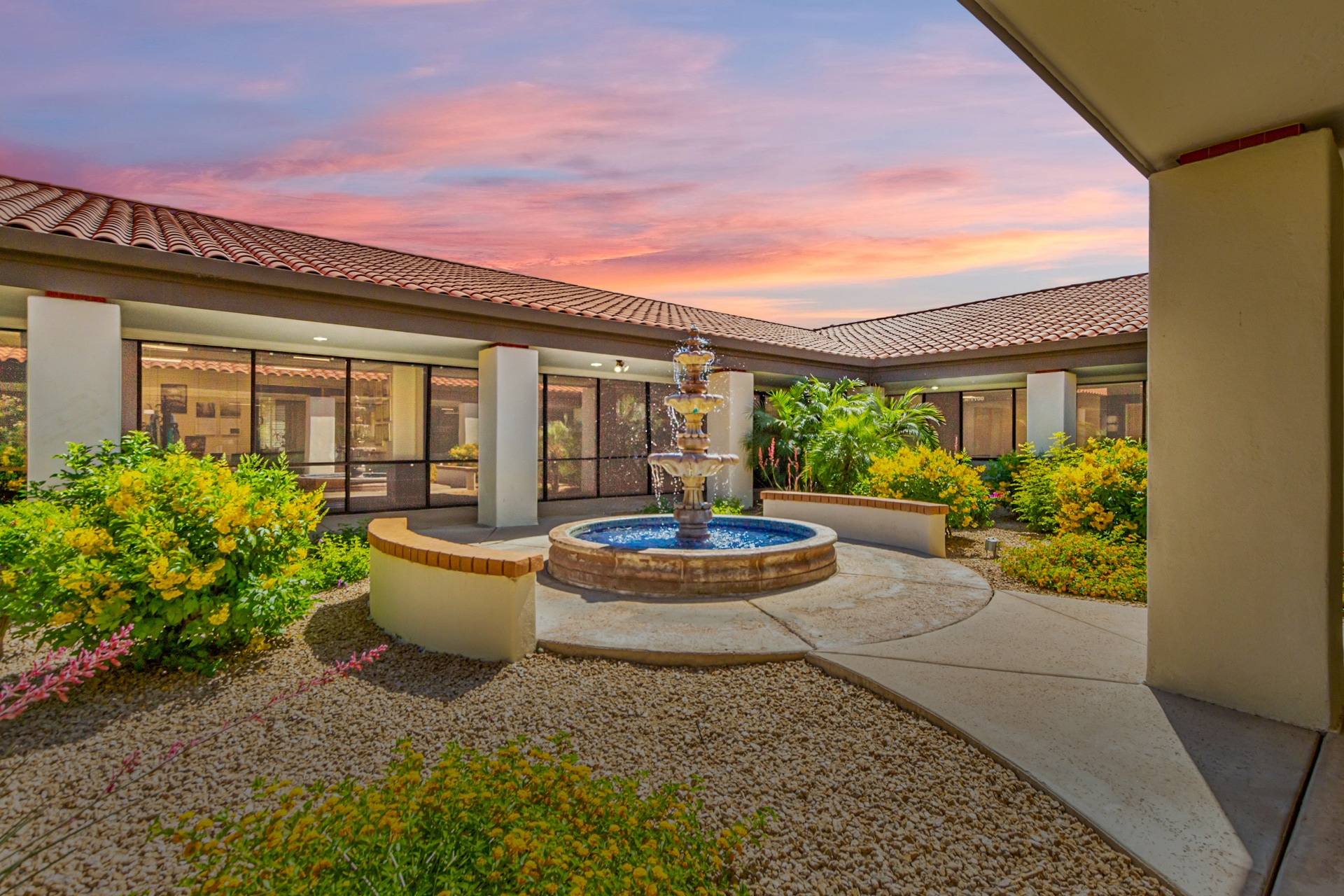 10214 N Tatum Blvd, Phoenix, AZ à louer Photo principale- Image 1 de 12