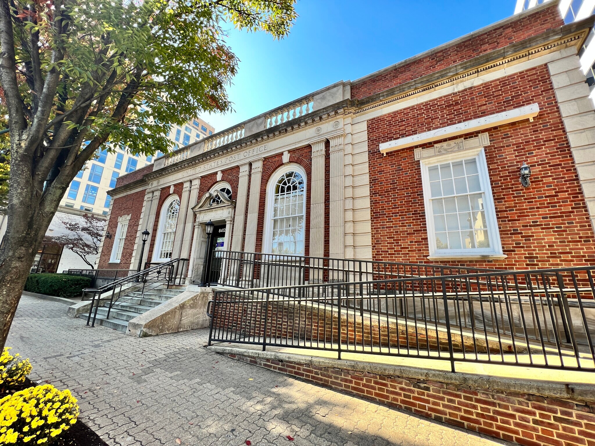 8412 Georgia Ave, Silver Spring, MD à vendre Photo du bâtiment- Image 1 de 4