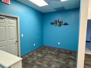 56 W Main St, Westminster, MD for lease Interior Photo- Image 2 of 11