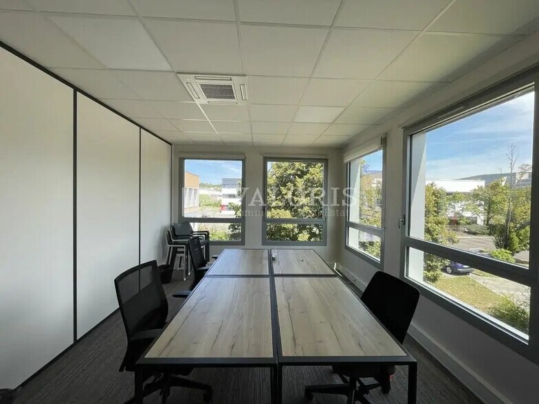 Bureau dans Dardilly à louer - Photo intérieure - Image 3 de 11