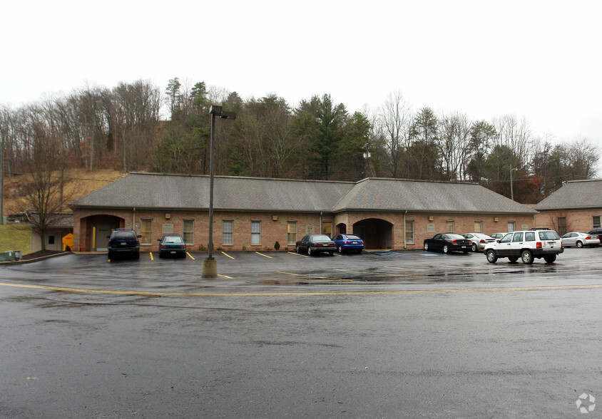 600 Prestige Park Dr, Hurricane, WV for lease - Building Photo - Image 2 of 3