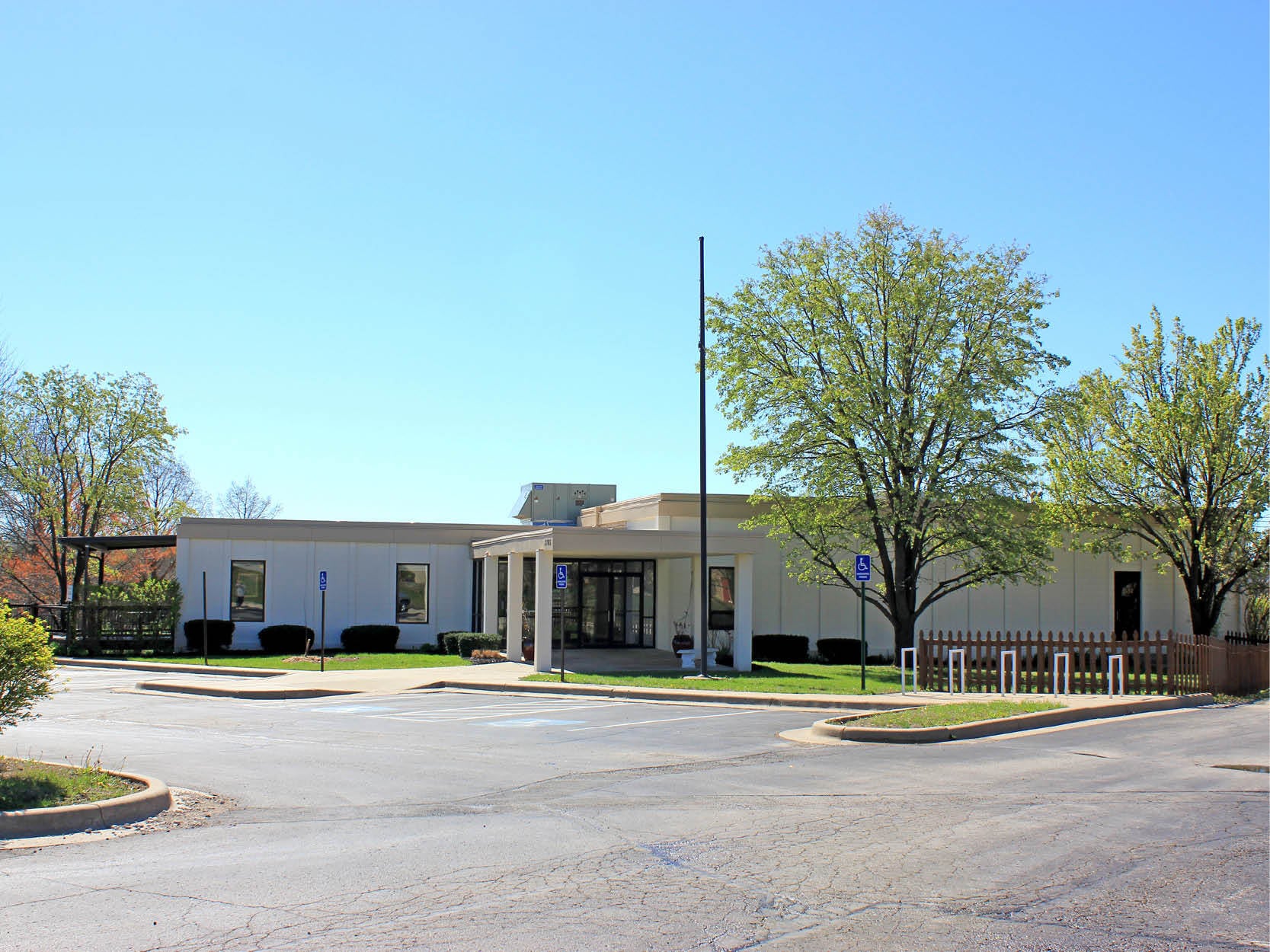3705 Clinton Pky, Lawrence, KS for lease Primary Photo- Image 1 of 5