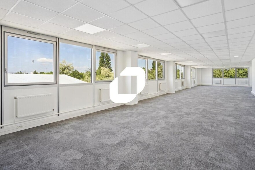 Bureau dans Fontenay-sous-Bois à louer - Photo intérieure - Image 3 de 16