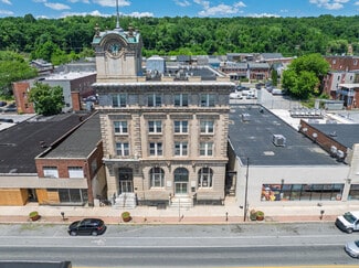 Plus de détails pour 235 E Lincoln Hwy, Coatesville, PA - Commerce de détail à louer