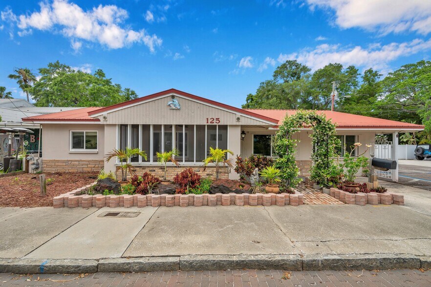125 5th Ave N, Safety Harbor, FL for lease - Building Photo - Image 1 of 24