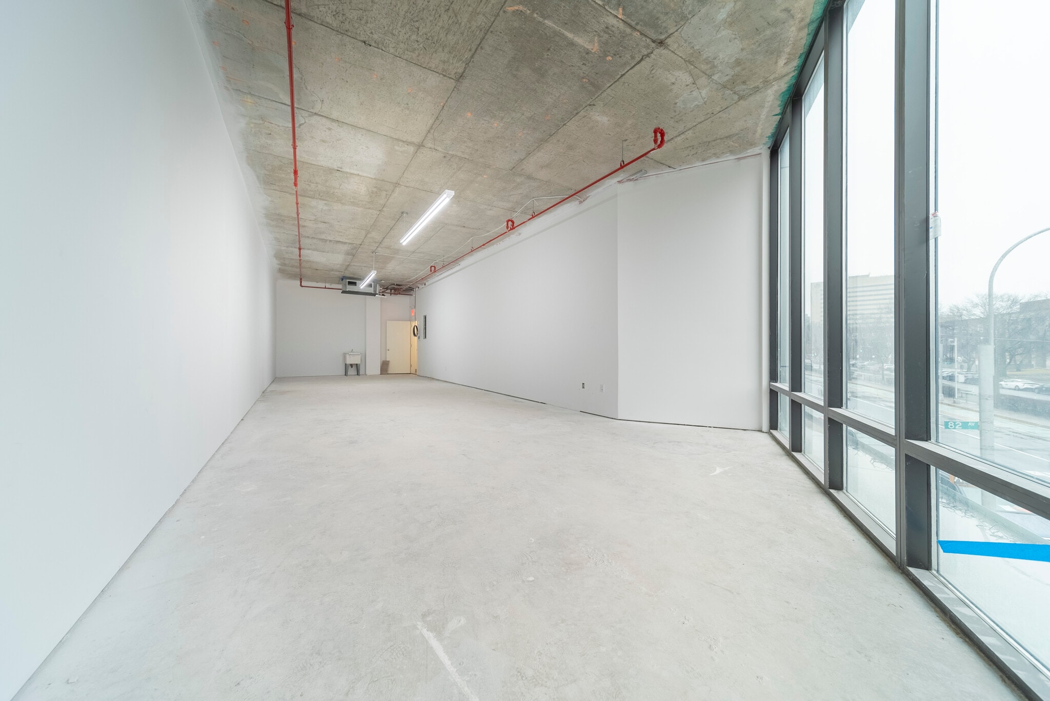 124-28 Queens Blvd, Kew Gardens, NY à louer Photo du bâtiment- Image 1 de 4