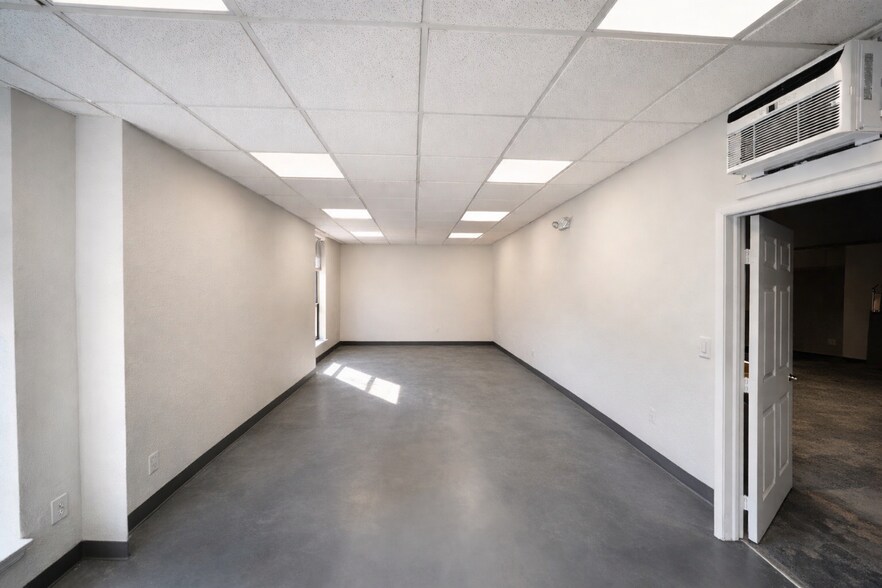 8233 Gator Ln, West Palm Beach, FL à louer - Photo intérieure - Image 3 de 4