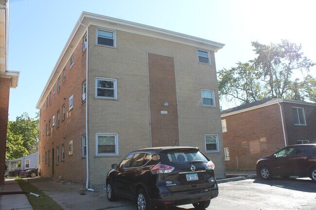 More details for 3229 Commercial Ave, South Chicago Heights, IL - Multifamily for Sale