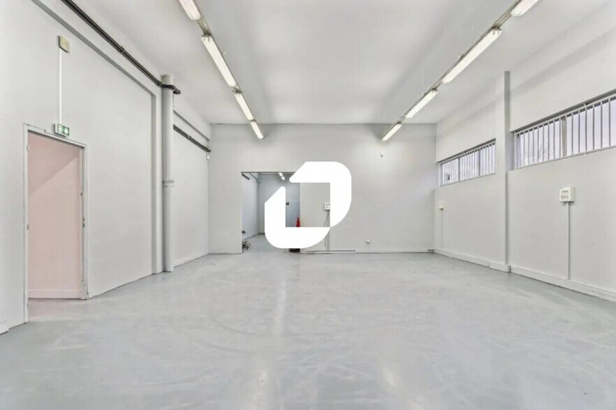 Flex dans Noisy-le-Grand à louer - Photo du bâtiment - Image 2 de 14